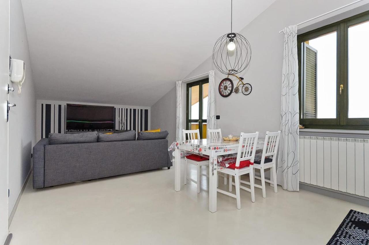 Monforte dʼAlba Langhe Belvedere Apartment المظهر الخارجي الصورة