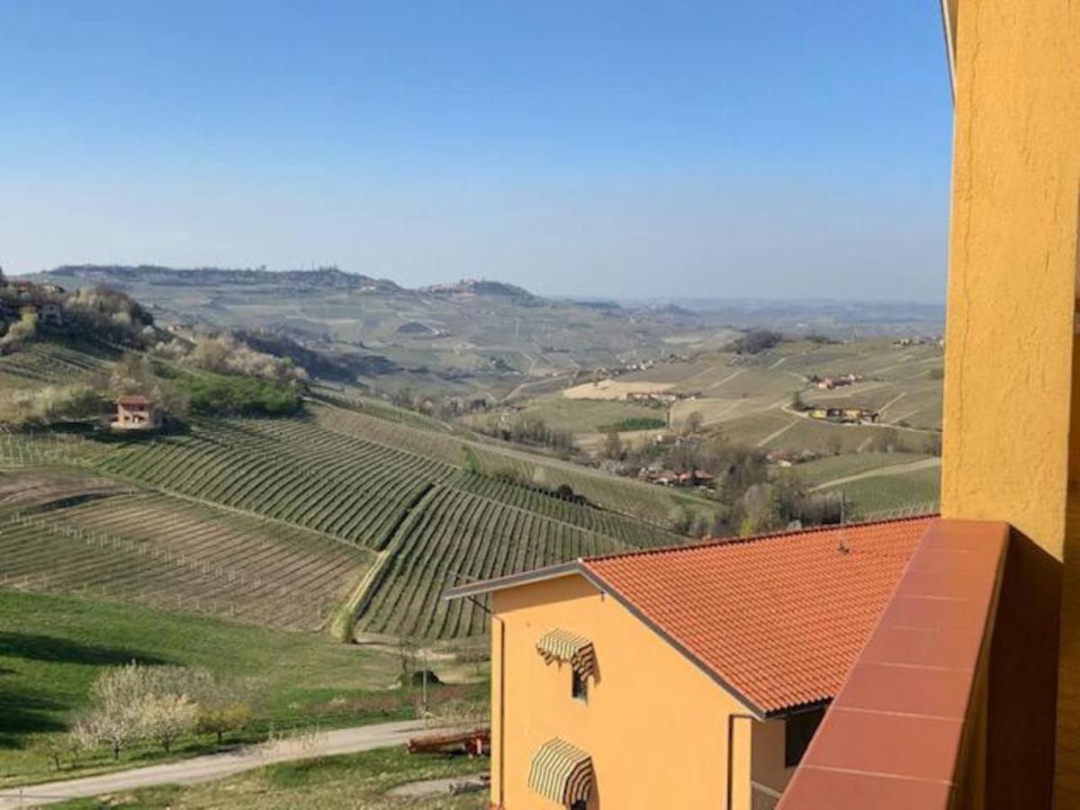 Monforte dʼAlba Langhe Belvedere Apartment المظهر الخارجي الصورة
